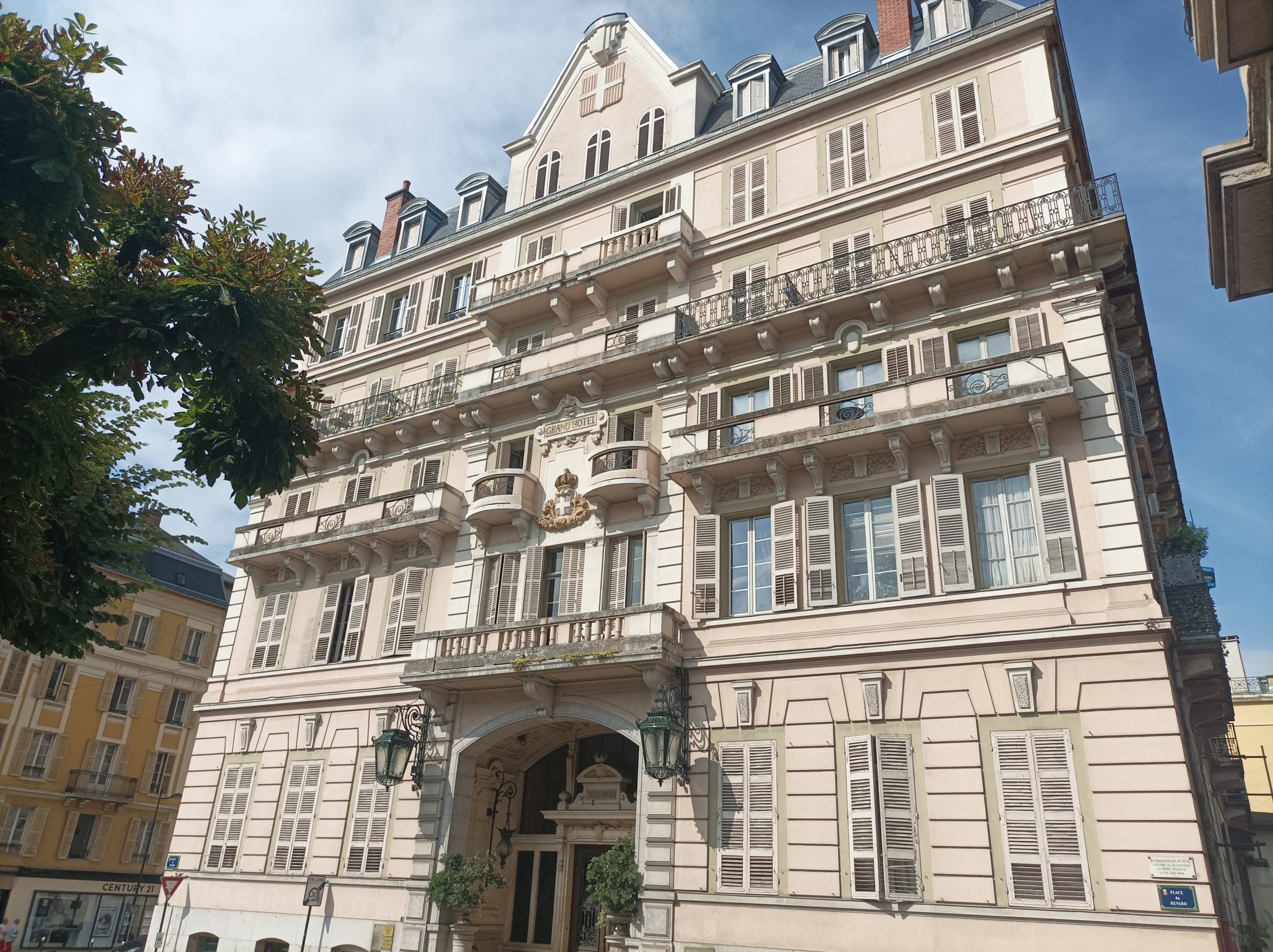 Guided tour in Aix-les-Bains, Romain Bouchaud