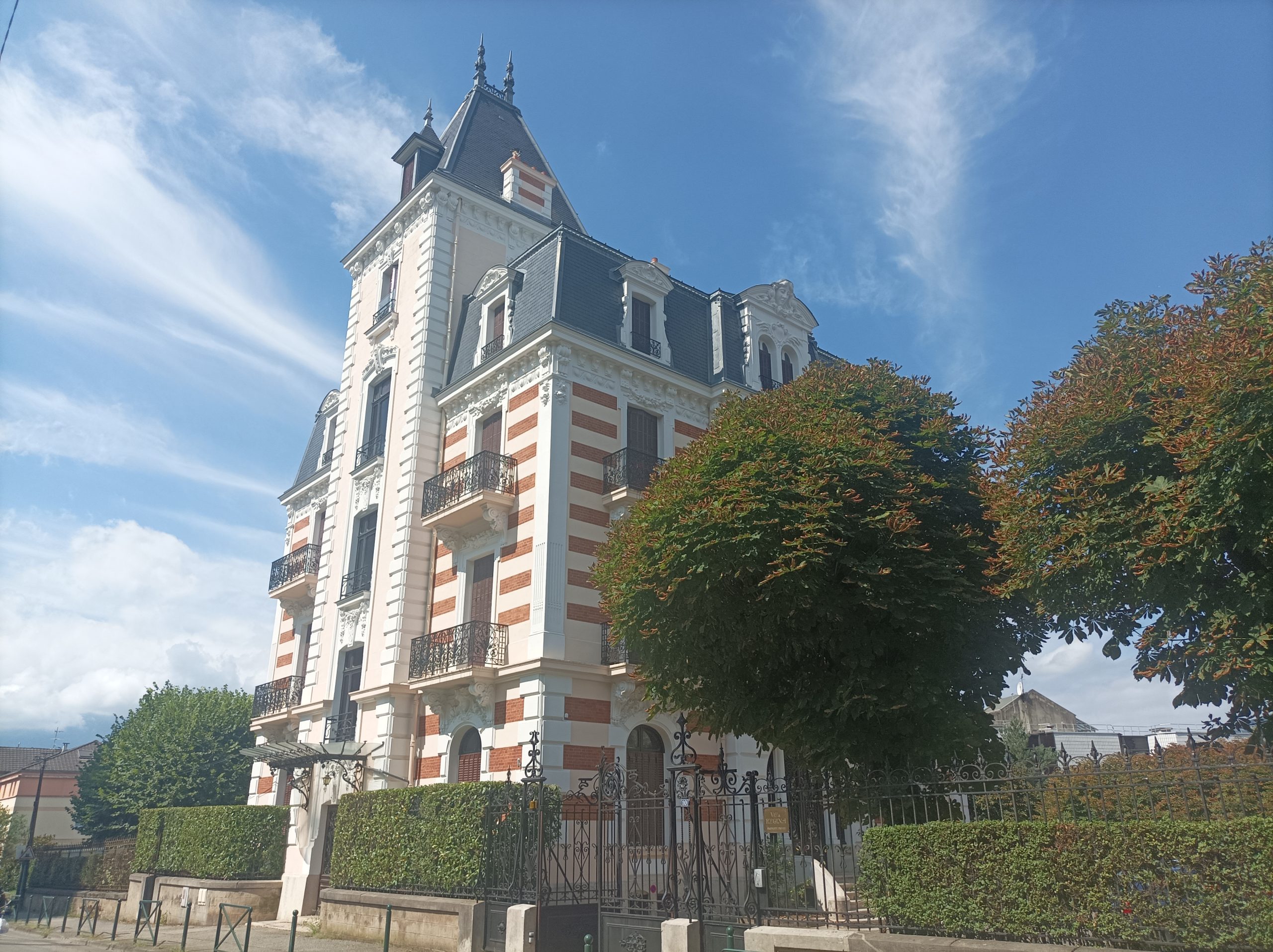 Guided tour in Aix-les-Bains, Romain Bouchaud