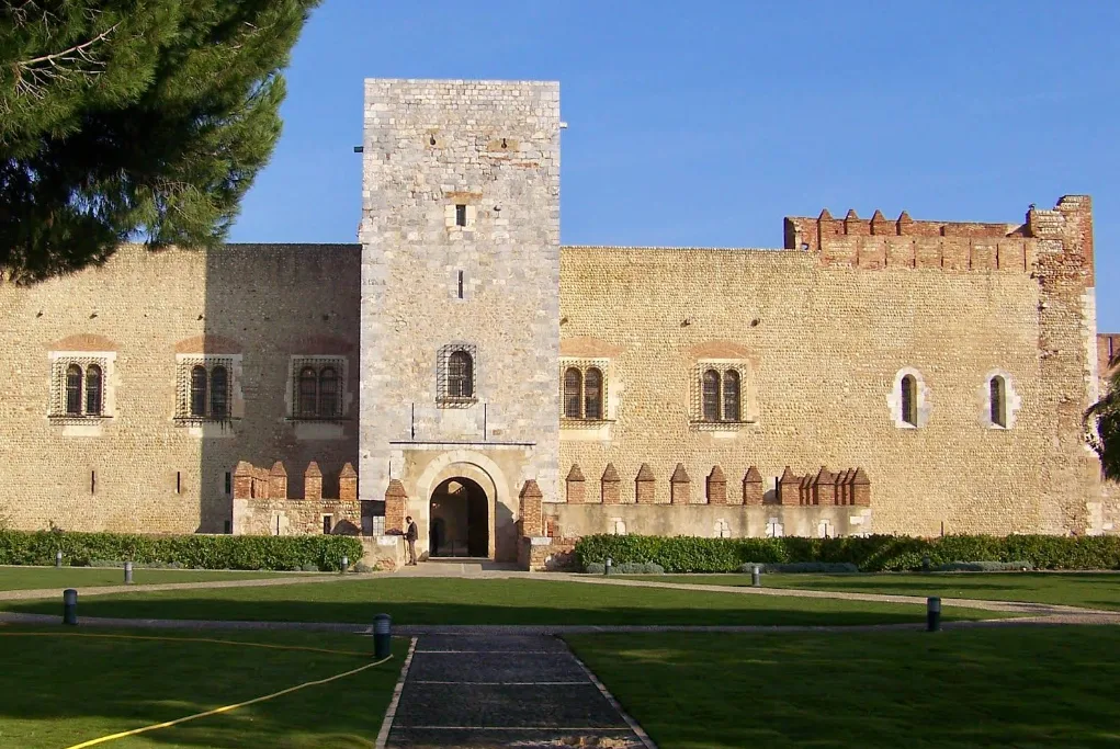Guided tour in Perpignan