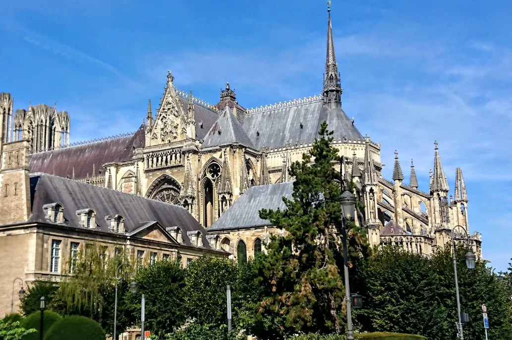 Guided tour in Reims – 2 hours - Image 7