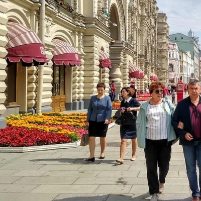 Turne në këmbë nga kulla Eifel në Champs Elysees – 2 orë
