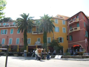 Walking tour in Villefranche-sur-Mer