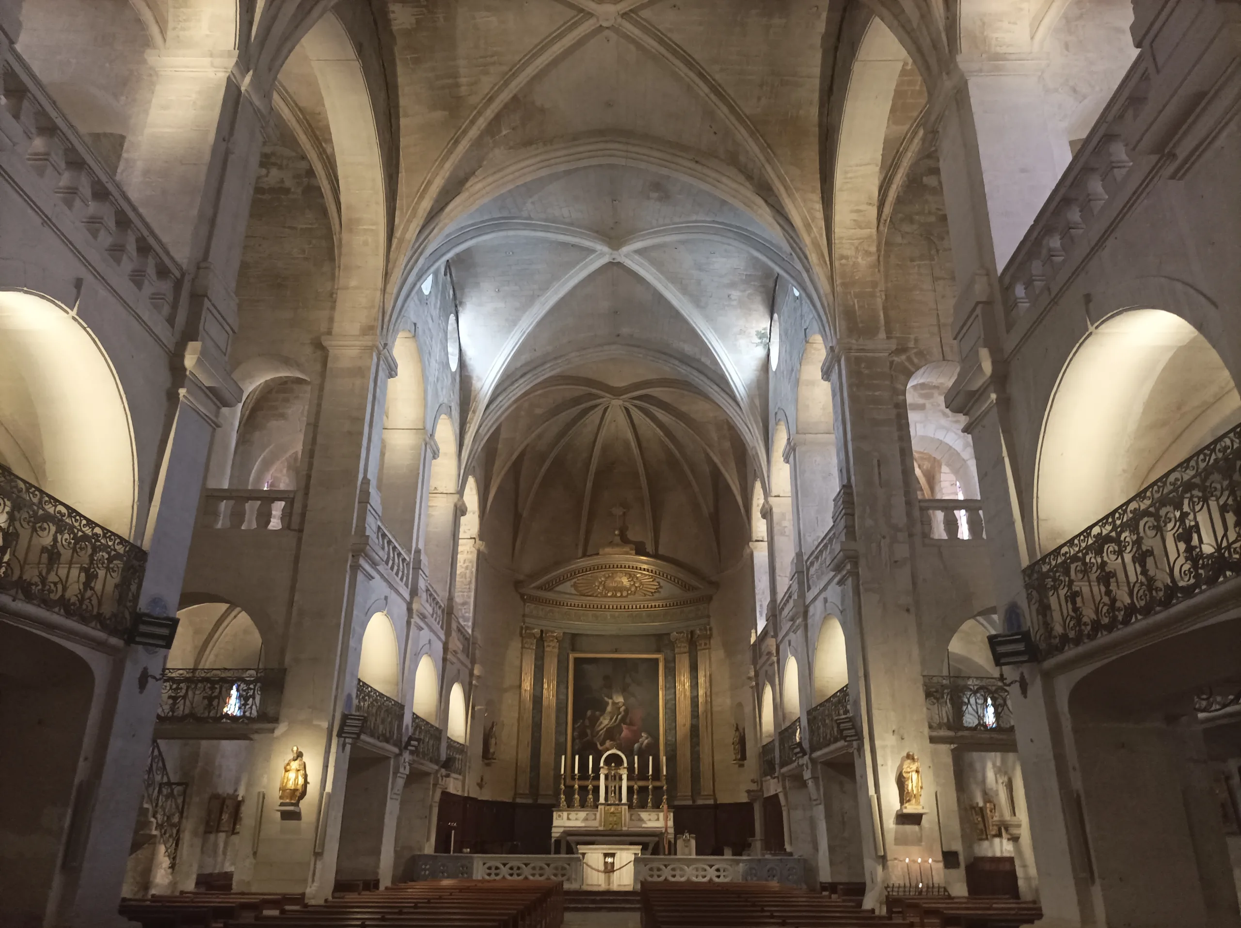 Guided tour in Uzès, Romain Bouchaud