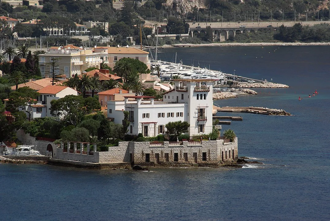 Guided tour in Villefranche-sur-Mer - 2 hours - Image 8